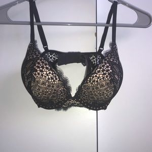 Victoria’s Secret bra NEVER WORN